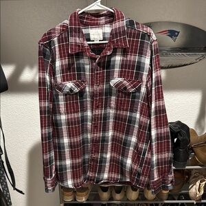 American Eagle Plaid Men's Shirt in Red and Black
